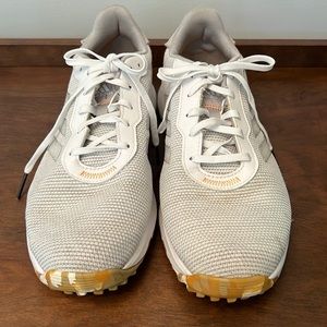 Adidas 10.5 golf shoe